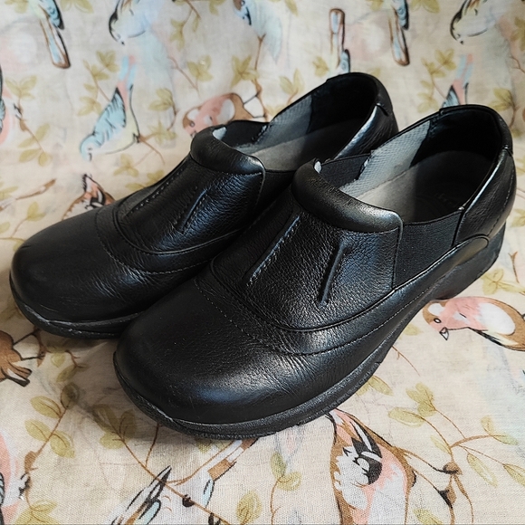 Dansko Professional Black Ribbed Work Shoes Women's Size 8 EUR 38 PreLoved Used - Picture 10 of 12